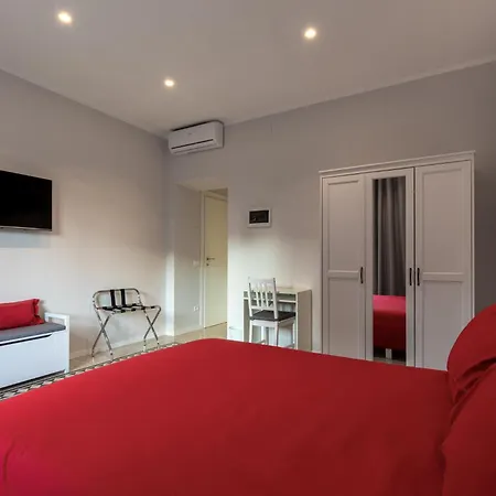 Casa Vacanza San Lo' Zona San Lorenzo Termini Roma Esterno foto