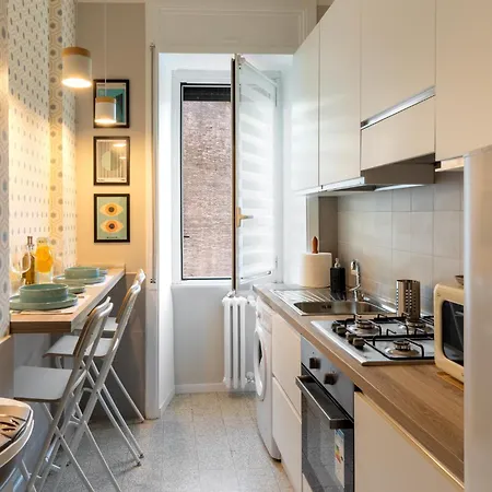 Casa Vacanza San Lo' Zona San Lorenzo Termini Roma Esterno foto